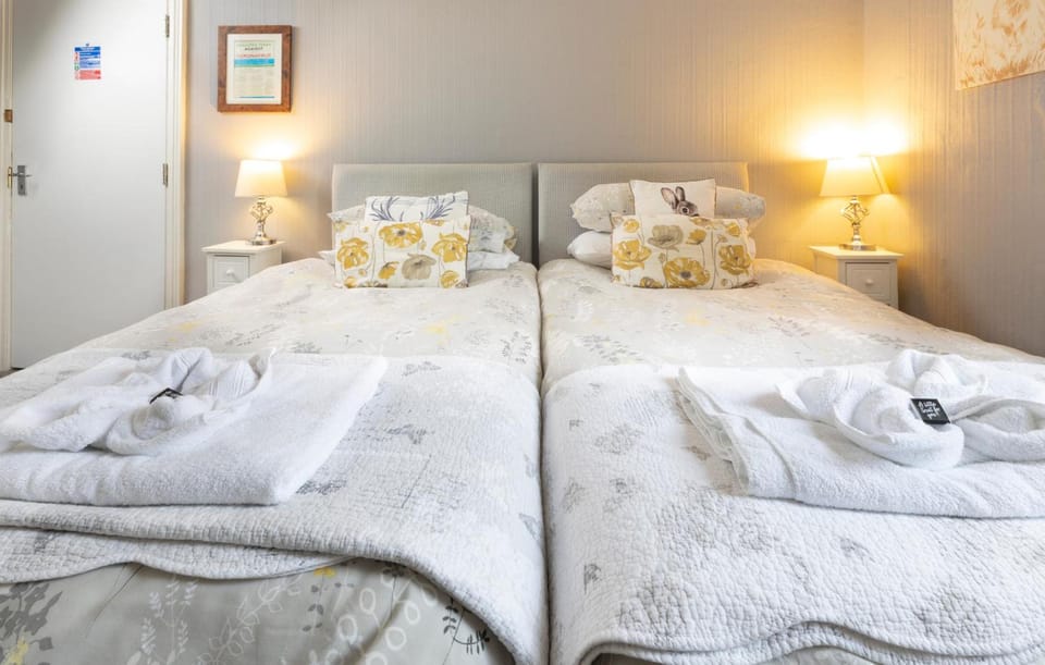 The Firs Bed and Breakfast Hotel in Plymouth