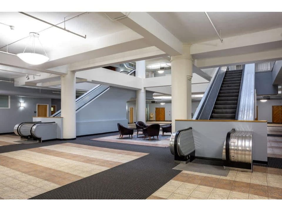 CozySuites at The Block -Direct Skybridge Access#2 Apartment hotel in Indianapolis