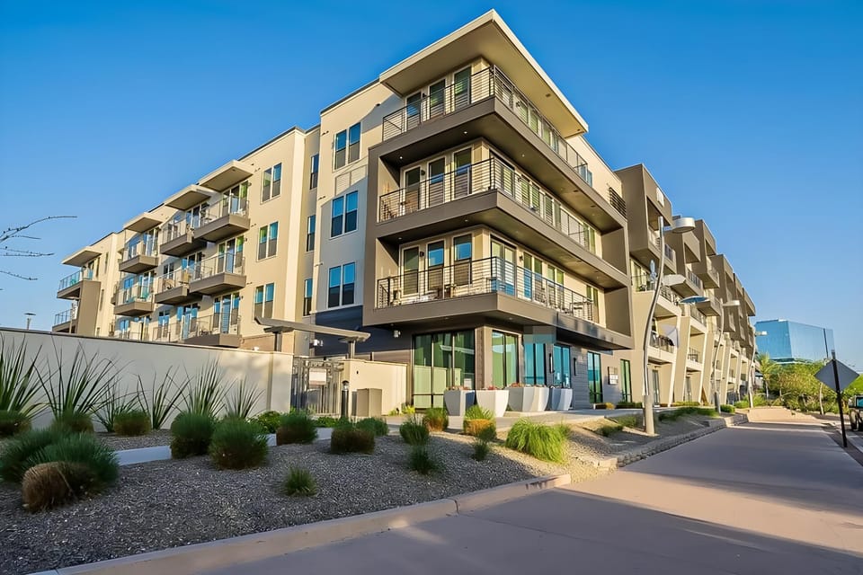 Modern 2BR CozySuites on Town Lake waterfront! 12 Apartment hotel in Tempe