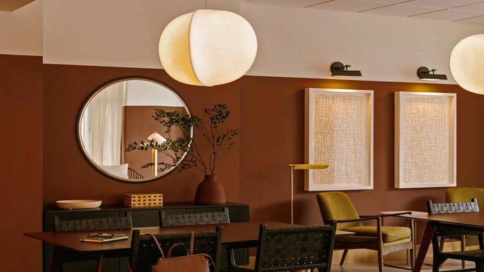 Roami at The Fitz | Urban Studios | 2 Units Apartment hotel in Maplewood