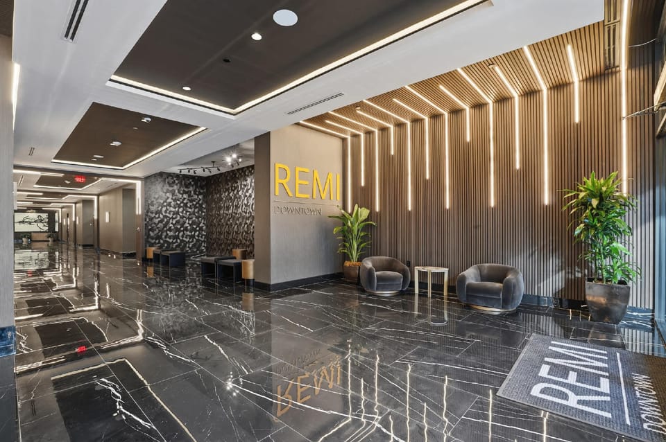 Spacious CozySuites Remi Apartment hotel in Dallas