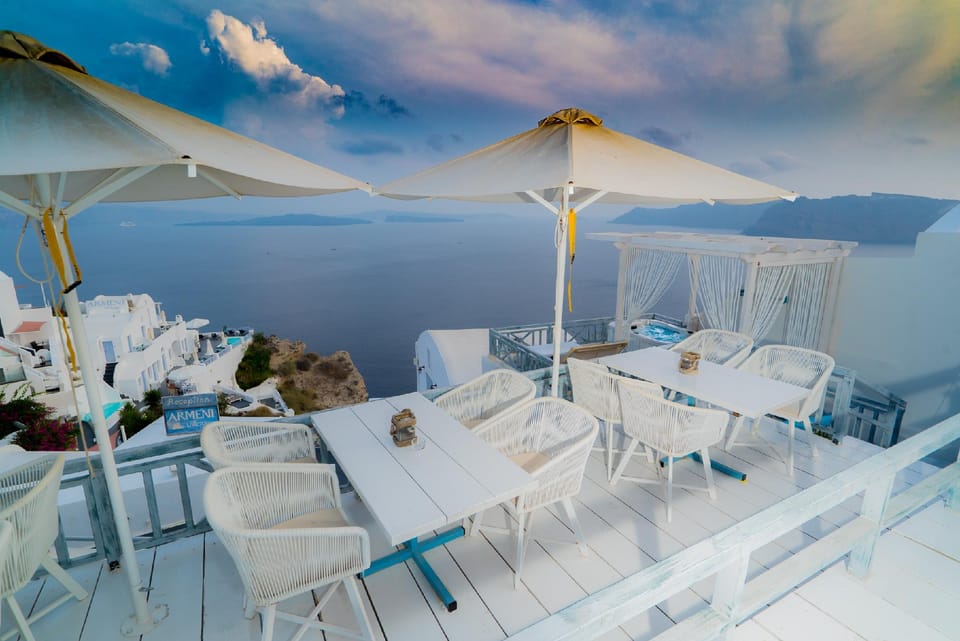 Kaleidoscope Cave Houses Apartment hotel in Oia