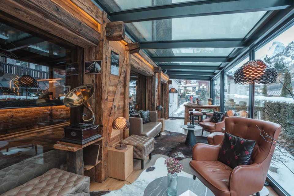 Bar/lounge
