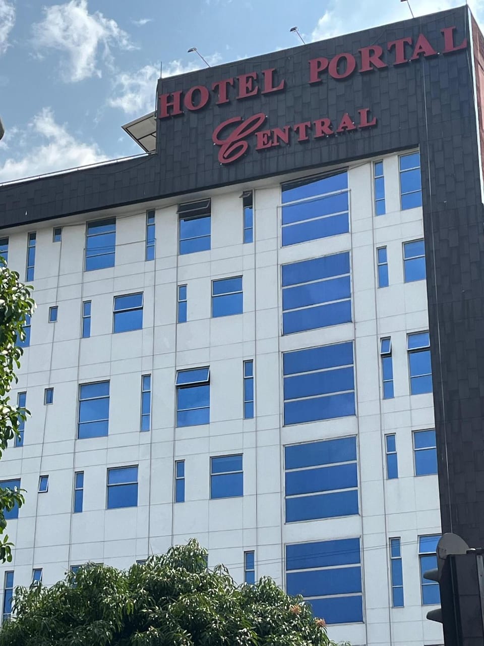 Hotel Portal Central Hotel in Itagüí