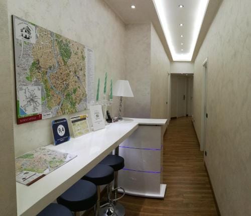Luxury Rome Savini Guest House Hotel in Rome