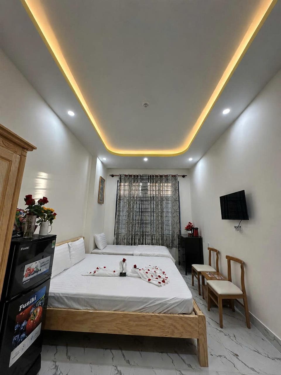 KHÁCH SẠN TÂN HIỆP 2 Hotel in Ho Chi Minh City