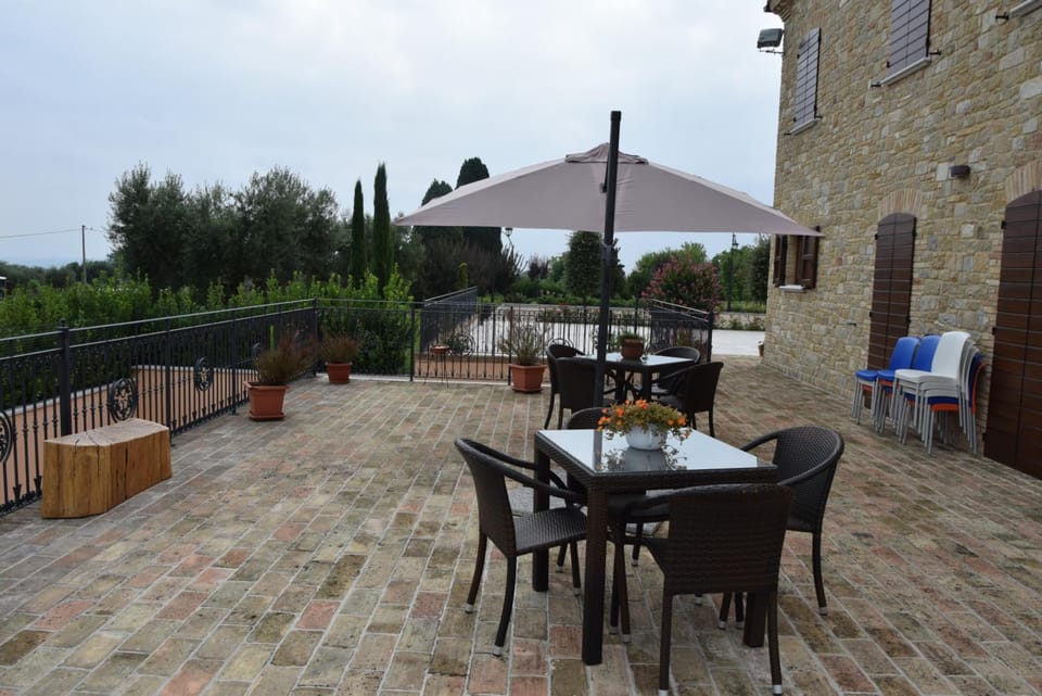 Postiglione Country House Hotel in Marche