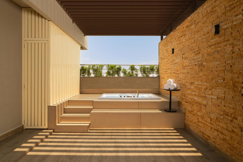 Open air bath