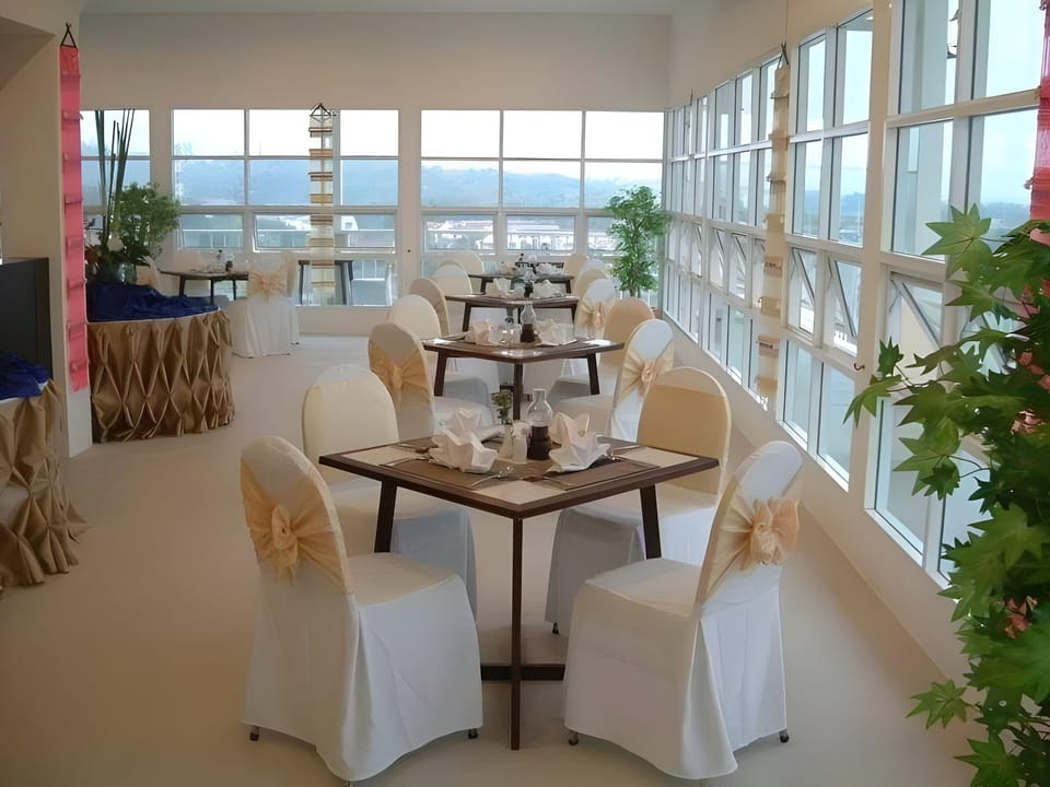 B2 Premier Hotel and Resort Resort in Chiang Mai