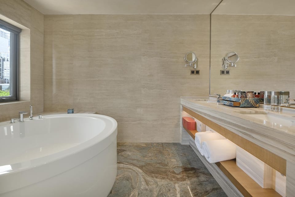 皇家秘境套房 Hotel in Qingdao
