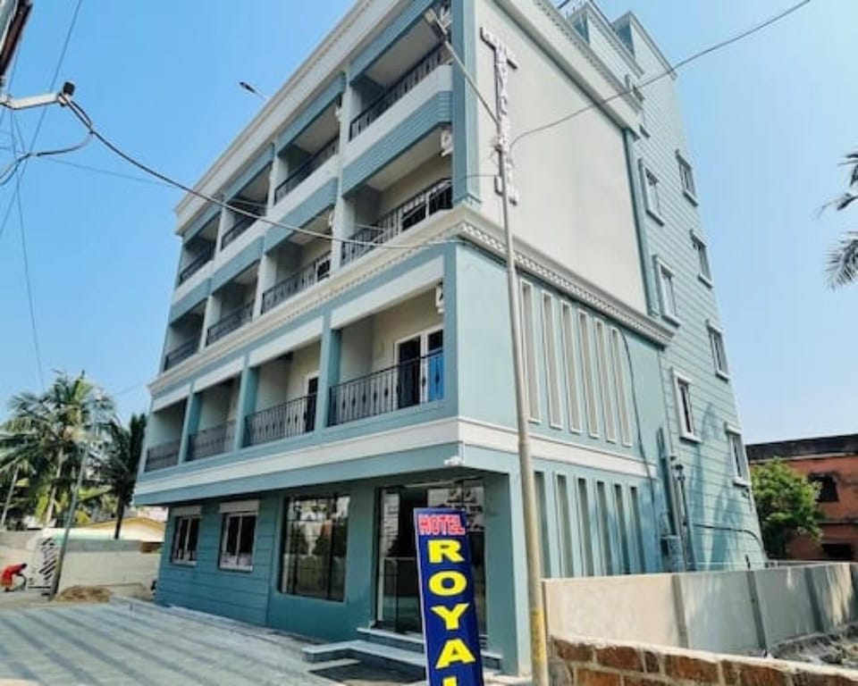 Royal Beach Inn Puri Hotel in Puri