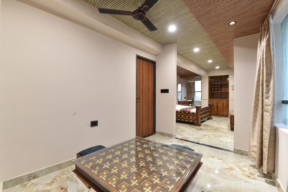 Luxora Suites Hotel in Jaipur