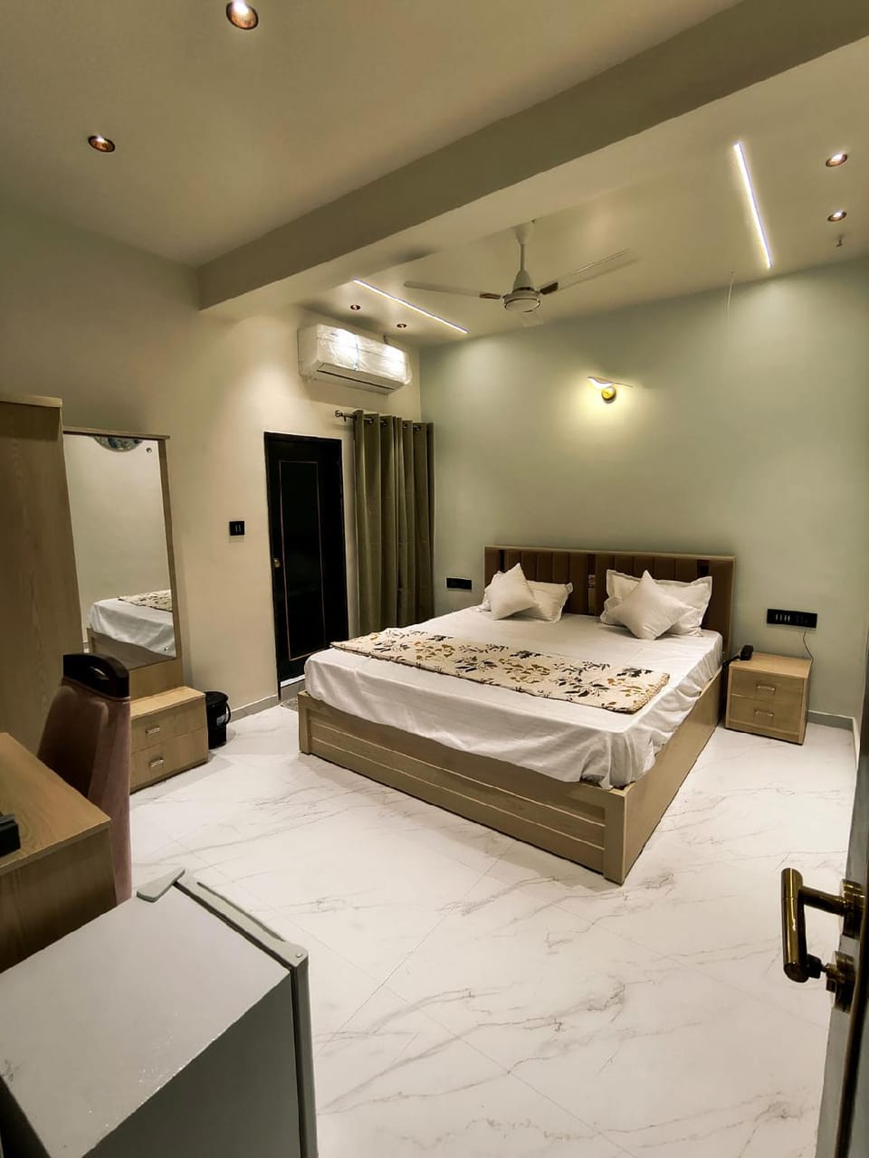 Amenity (Guest room)
