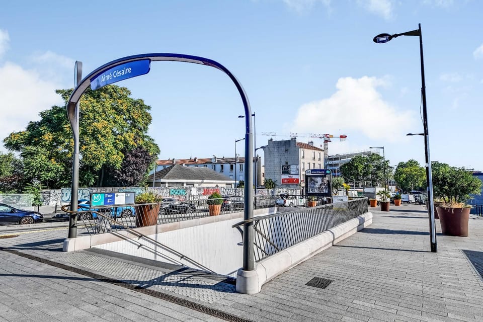 Modern Studio 3P - Aubervilliers Hotel in Aubervilliers