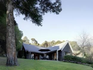 Akaroa Cottages - Heritage Collection Hotel in Akaroa