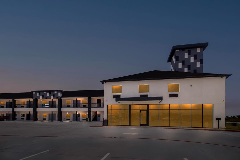Clarion Pointe Port Lavaca Hotel in Texas