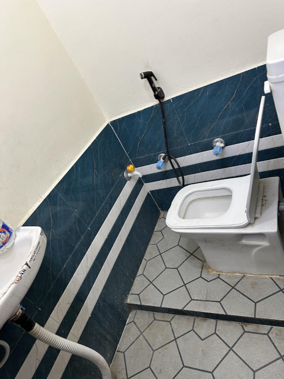 Hotel Shivansh  Hotel in Uttar Pradesh