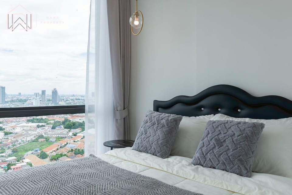 Уютный номер с красивым видом на реку Чаопрайя Hotel in Bangkok
