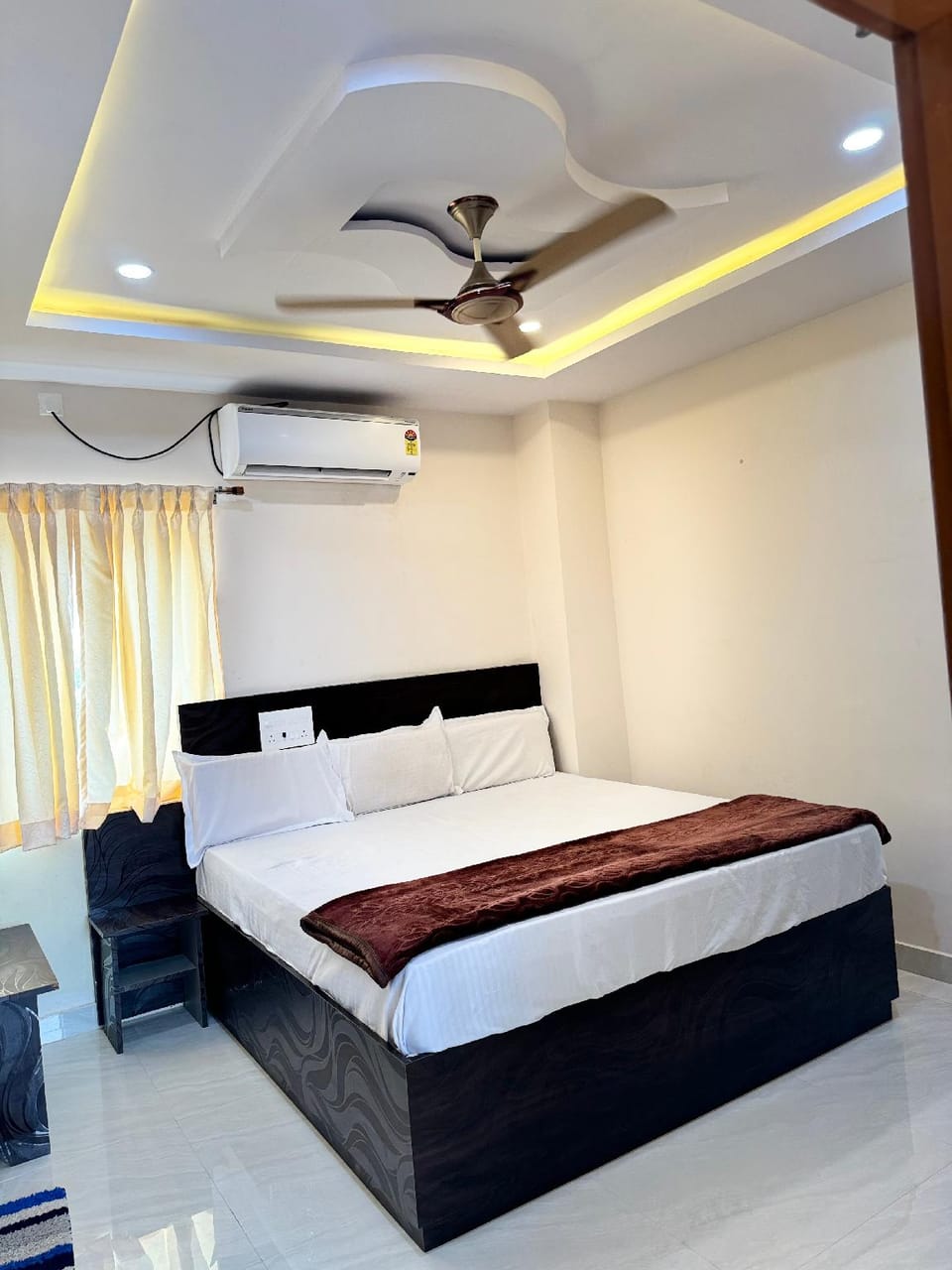 VR PALACE Hotel in Telangana