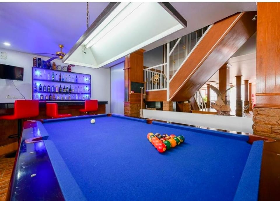 Bar/lounge