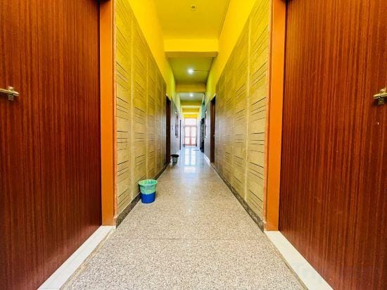 Yamuna Dham Hotel in Uttar Pradesh