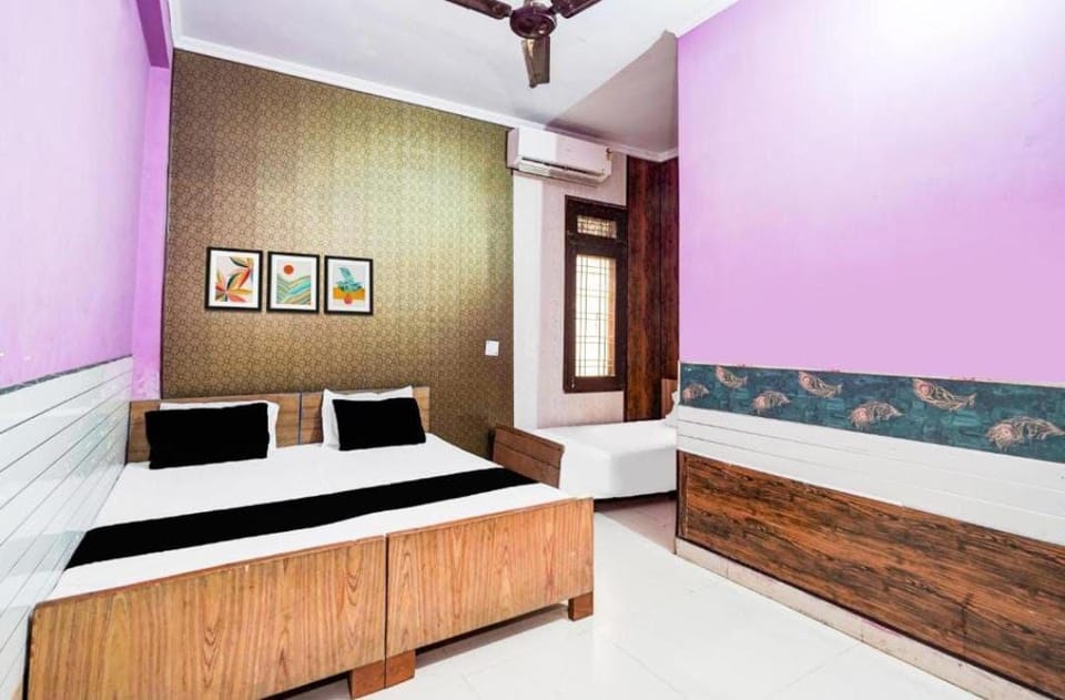 HOTEL PUSHPANJALI Hotel in Uttarakhand