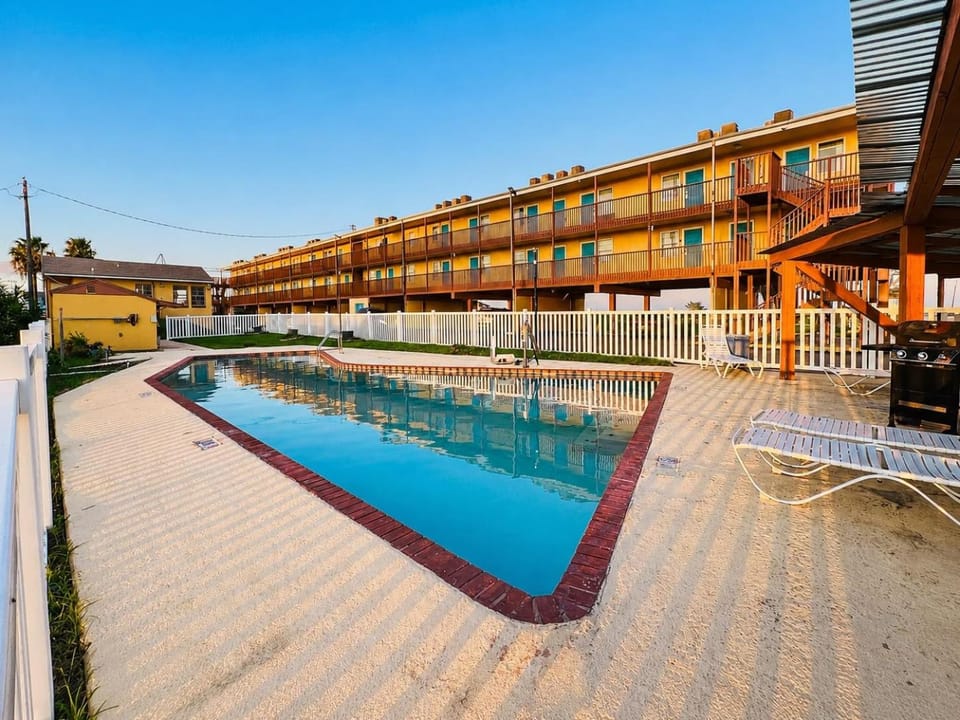 ORO North Beach Inn Hotel in Nueces County