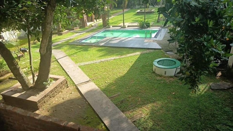 City Hub Inn by Wee Group Hotel in Negombo