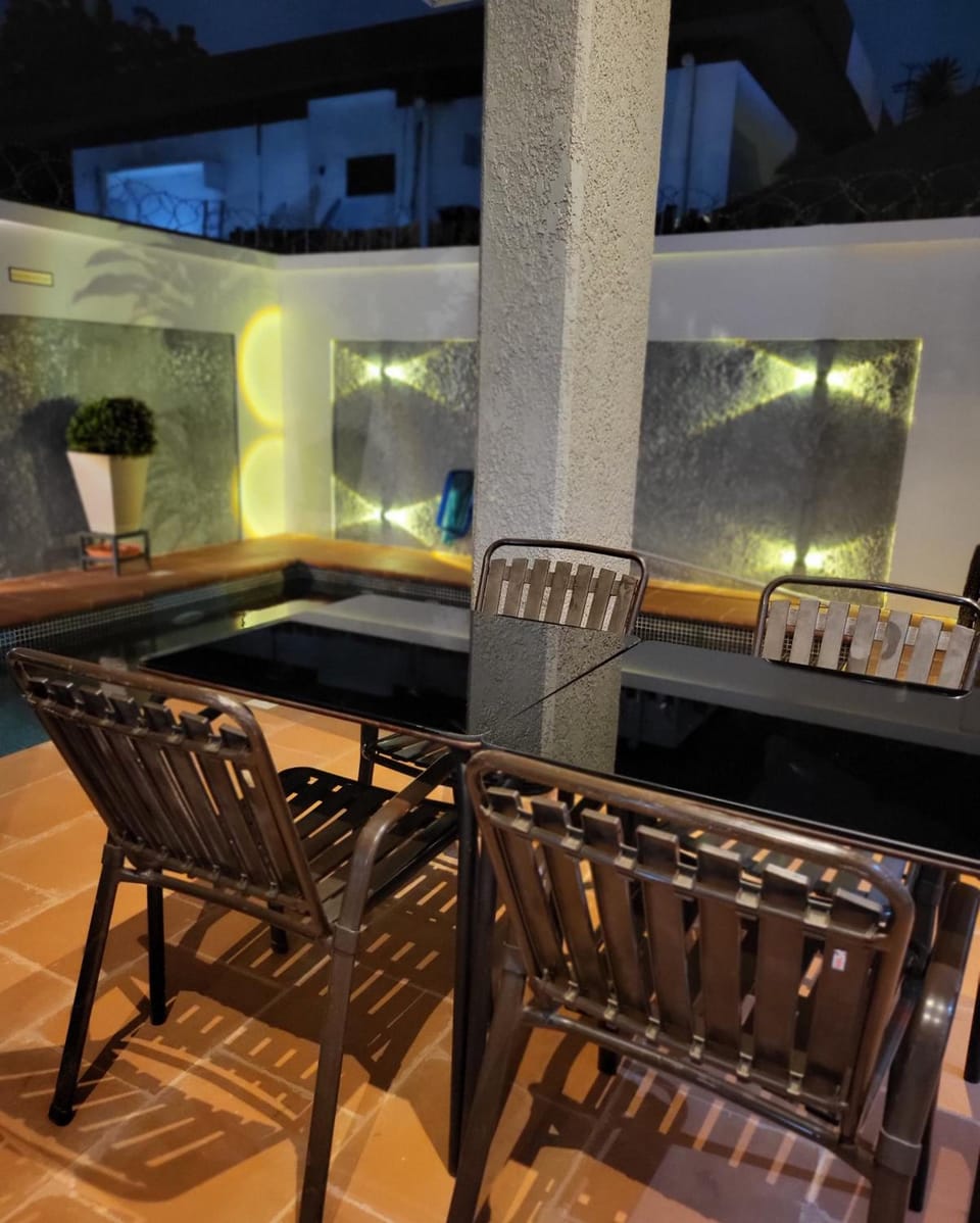 Vievely Suites and Apartments Apartment hotel in Lagos