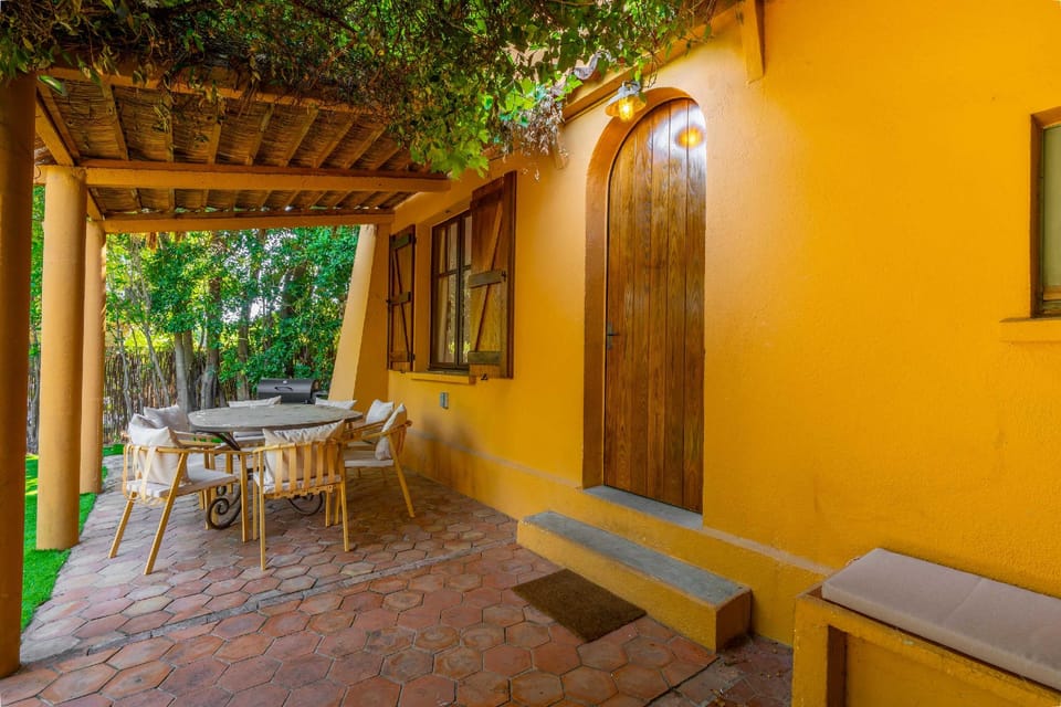A/C with garden, 4BDR/sleeps 7 – Saint-Tropez Hotel in Saint-Tropez