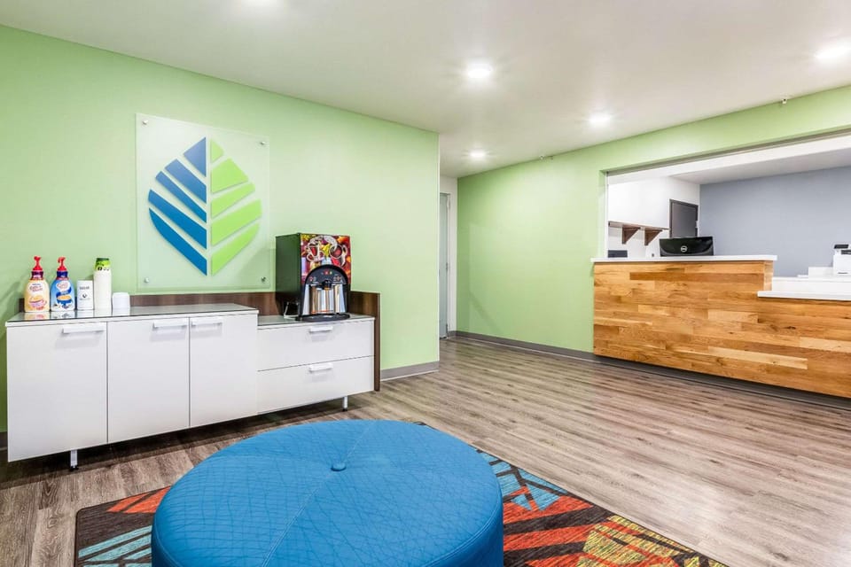 WoodSpring Suites Indianapolis Airport South Hotel in Indianapolis