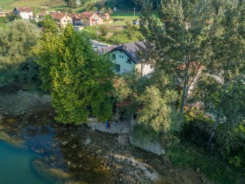Guest House Majstorovic Hotel in Federation of Bosnia and Herzegovina