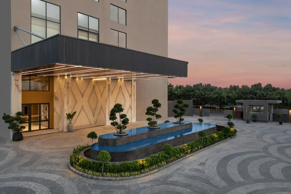 Courtyard by Marriott Ghaziabad India Hotel in Uttar Pradesh