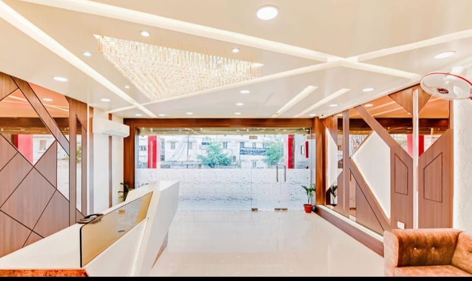 Hotel Resto Hotel in Lucknow