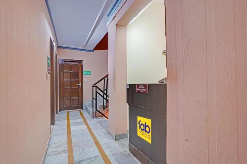 FabHotel Iconic Residency Hotel in New Delhi