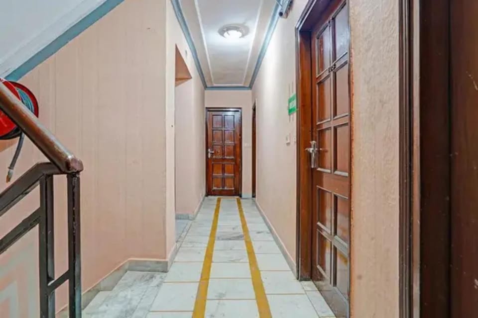 FabHotel Iconic Residency Hotel in New Delhi