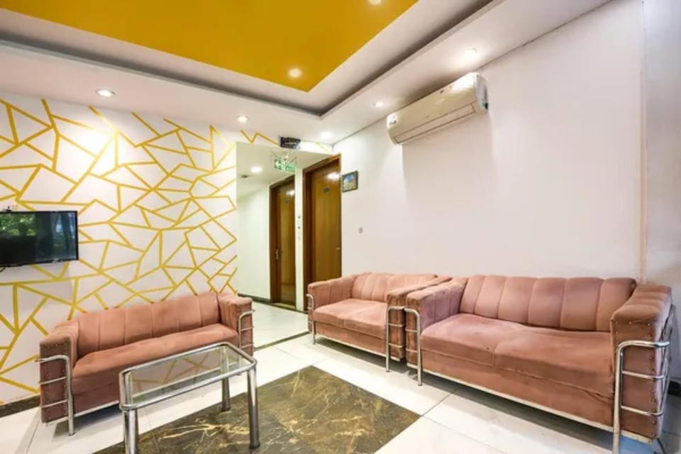 FabHotel Under Bridge Hotel in New Delhi