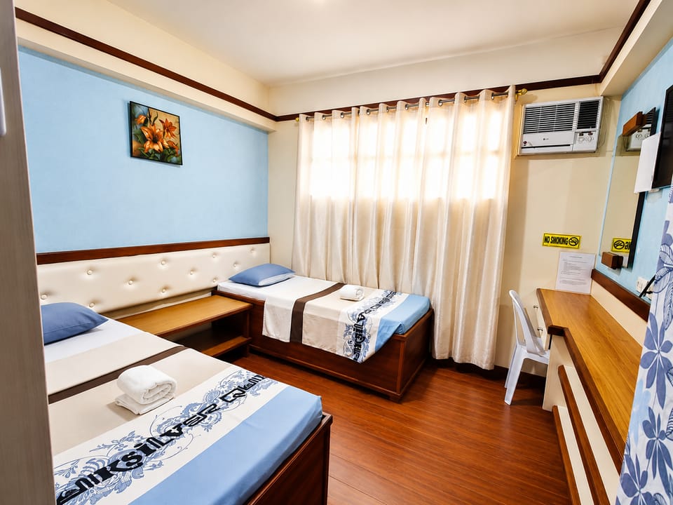 Julieta Pension House Hotel in Puerto Princesa