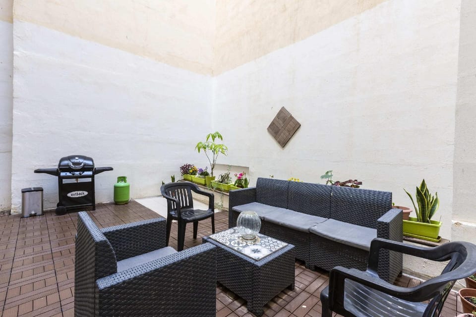Sliema Love Hotel in Sliema