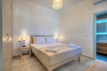 Erato City House Hotel in Thera