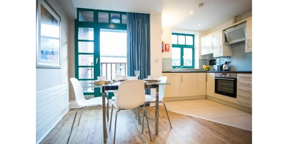 Temple Bar District Apartments Hotel in Dublin