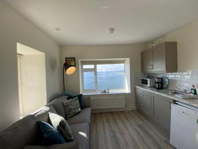 The Gaslight Inn Self Catering Holiday Apartments Rossnowlagh Donegal Hotel in County Donegal