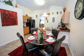 Allamanda Holiday Home 4 Bedroom Hotel in Kissimmee