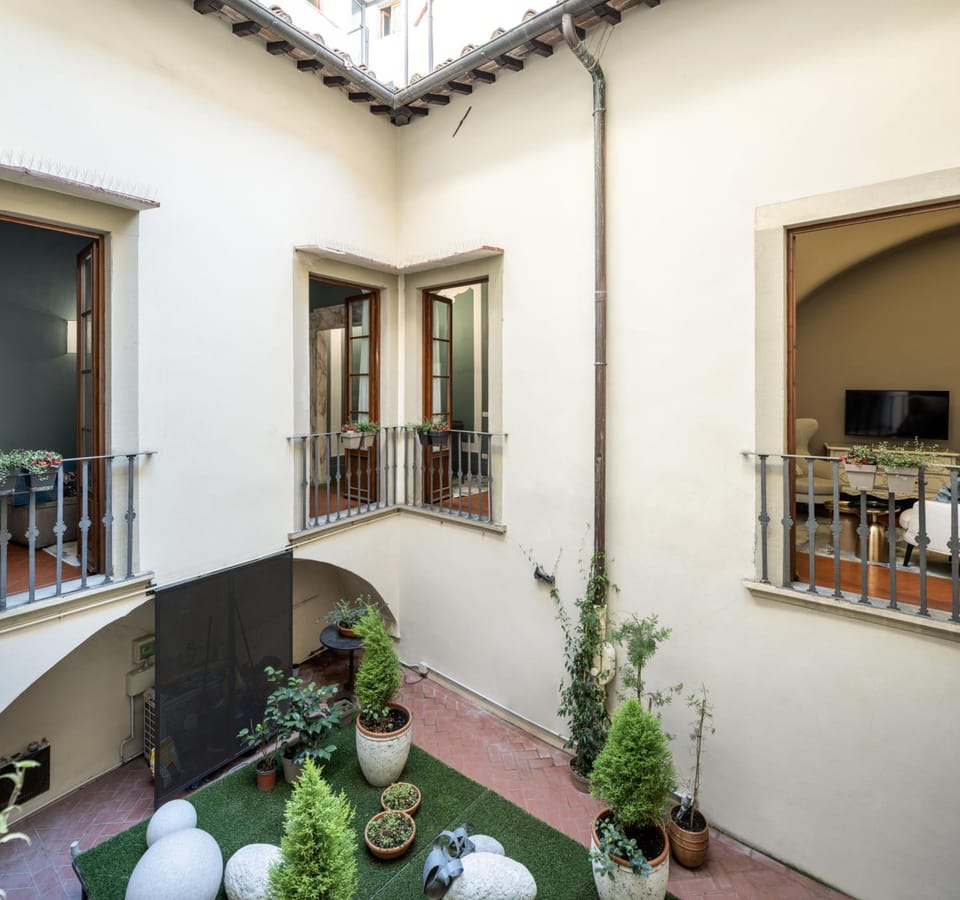 Canto degli Scali Apartment hotel in Florence