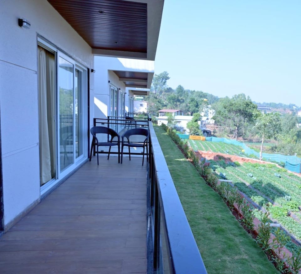 Mountain berries resort  Resort in Maharashtra