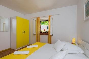 Apartments Nada Hotel in Bol