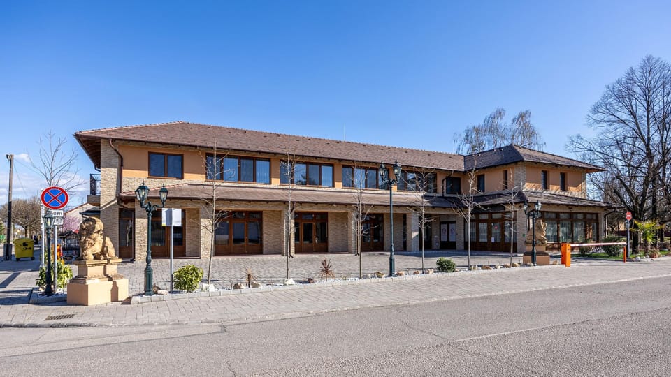 Voros Alom Panzio Hotel in Hungary