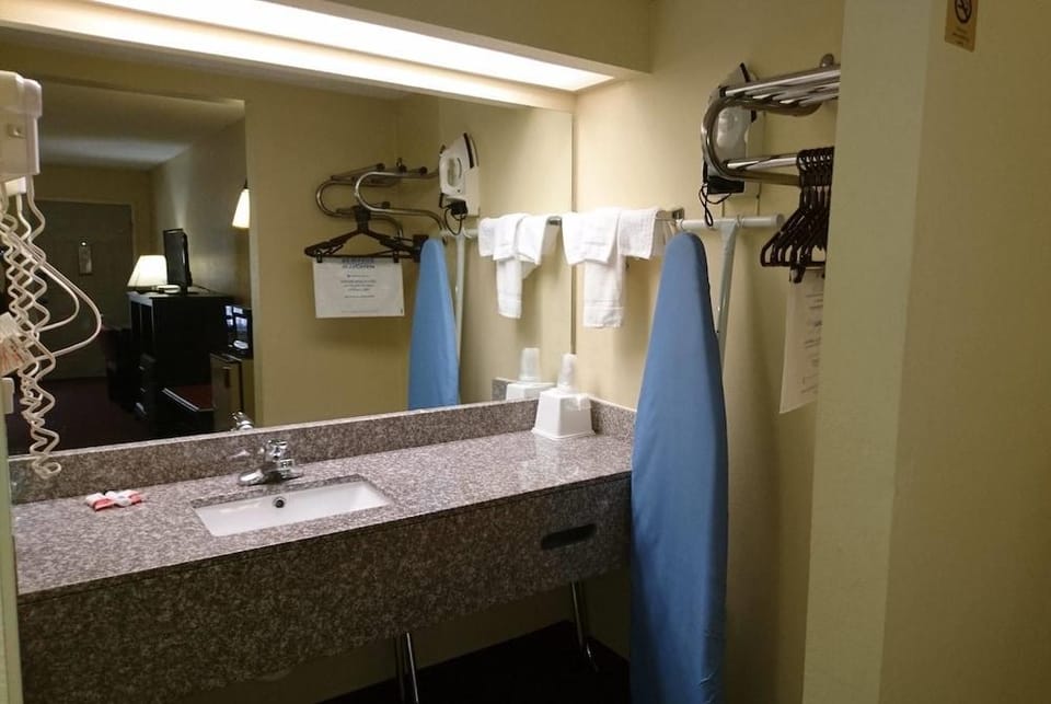 Quality Inn East Hotel in Knoxville