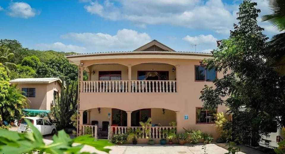Chez Benoit Self Catering Hotel in Africa