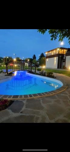 Prenociste Gazela Hotel in Serbia